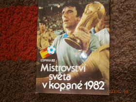 fotbal MS 78-82-86,Zlatá kniha kopané - 7