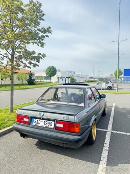 Bmw e30 coupe 316i - 7