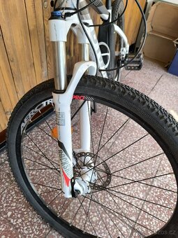 Dámské horské kolo Rockrider 560 ST - 7