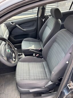 Škoda Octavia 1,6 75kw naj. 180tis km Nova STK - 7