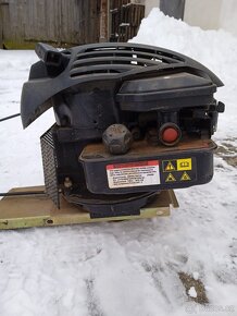 Motor z rotavátoru - 7