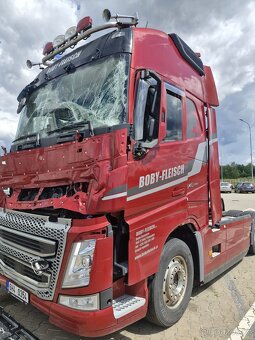 Volvo FH 4, 540 HP, 2016, 808000 km - nepojízdné po nehodě - 7
