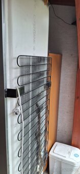 Lednice s mrazakem Indesit - 7