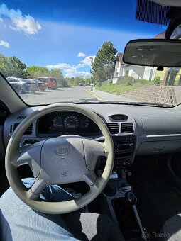 Kia Rio - 7