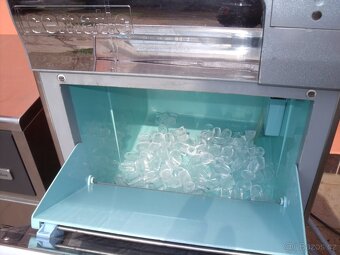 Myčka. Výrobník ledu. Barovou myčku. - 7