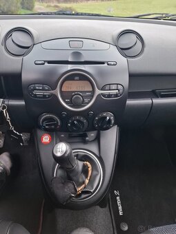 MAZDA 2 - 7