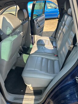 VW Touareg 3.0 TDI V6 - 7