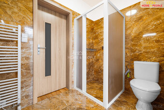 Prodej rodinného domu 4+kk, 111 m², pozemek 573 m², Praha-Vi - 7