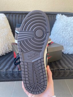 Jordan 1 High Dark Mocha Travis Scott 43 - 7