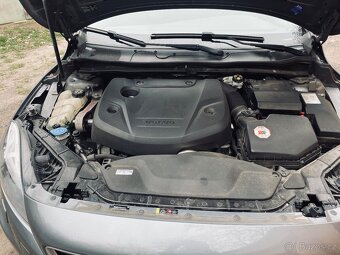 Volvo v40 R Design - 7