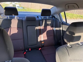 Dobry den prodám Mazdu 3 rok 2004 1.6 77kw stk plátna - 7
