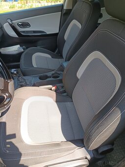Kia Ceed 1.4 2015 První majitel - 7