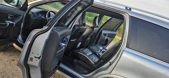 VOLVO XC90 D5 AWD R-Design 2009 136kW 7 Míst - 7