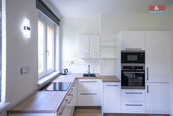 Pronájem bytu 2+kk, 40 m², Praha 4, ul. Krchlebská - 7