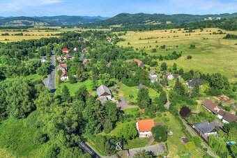Klid, zeleň a potenciál – stavební pozemek o 1 527 m² v Heřm - 7