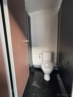 Sanitární / WC kontejner / 3x WC a 3x pisoár - 7