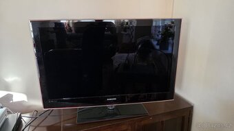LED TV Samsung UE40B6000VW plus Set top box - 7