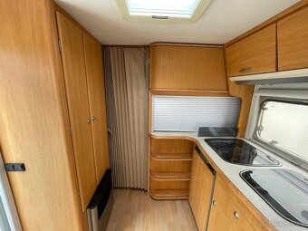 Chateau Carrat 450, 4 osoby, EL.POJEZD, stan, bojler - 7