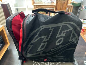Troy Lee Designs D2 Carbon - 7