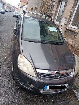Prodám Opel zafira 2010 7 mistné viz foto - 7