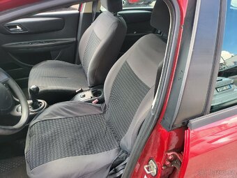 Citroën C4,1.4i,65kw, rok 2005,najeto 220tis km. - 7