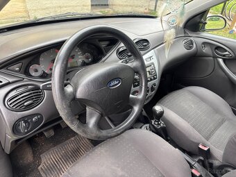 Ford Focus 1.8tdci - 7