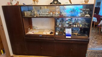 Retro nábytek, stolky, skříň - 7