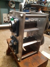 Malý štěpkovač, drtič, špalíkovač - 7