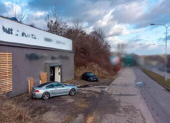 Prodej modernizovaného autoservisu 525 m2 v provozu, PRAHA 5 - 7