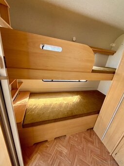 Prodám Adrii Unica A542 PK, 4 pevná lůžka - 7