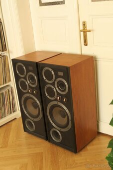 Wharfedale E70 - 7