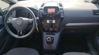 Opel Zafira 1.8 16v 2013 7 míst ++ bez koroze ++ - 7