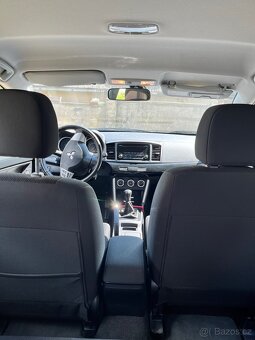 Mitsubishi lancer Sportback 1.6Mivec 2016 - 7