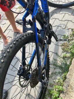Celoodpružené horské kolo Mondraker - 7
