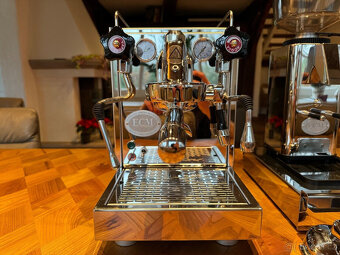 Prémiový mlýnek na espresso ECM Mechanika Slim V a sada 64 k - 7