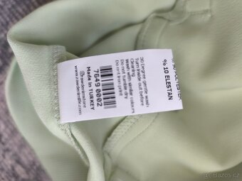 Dámský sportovní oblečení/ Your Brand - 7