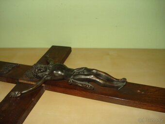 Ježíš Kristus, dřevěný kříž - 7