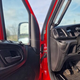 Iveco Daily 35 S 12 - plachta 10.palet.do 3,5t. - 7