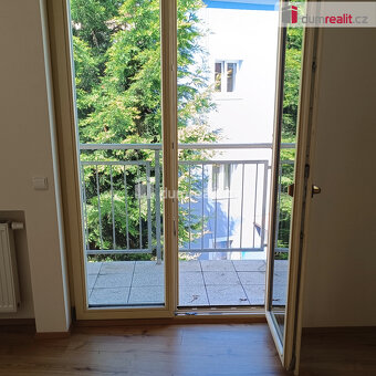 pronájem bytu 2+kk po kompletní rekonstrukci, ul. Elišky krá - 7