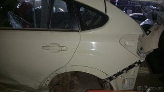 Subaru XV 2015 ZADNI CAST AUTA - 7