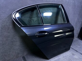BMW G30 kompletni dvere 475 black-sapphire metallic - 7