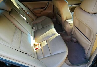 Honda Accord 2.4 benzín 140kw manual - 7