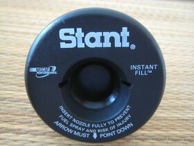 Nové víčko palivové nádrže STANT Nascar pro Mazda / Ford - 7