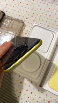 Prodám žlutý iPhone 11 65GB - top stav - 7