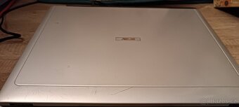 Asus Z9200 funkční, bez HDD, RAM 256MB - 7