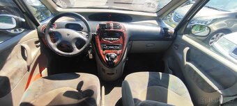 Citroën Xsara Picasso, 2.0 HDI 66kW digi.klimatizace - 7