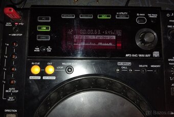 Pioneer CDJ 850 - 7