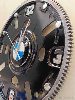 BMW hodiny ze setrvačníku - Autonábytek Kovář - 7