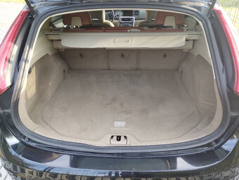 Volvo V60 D3, volví 5válec, r. v. 2012, serviska - 7