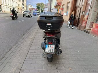 Hond PCX 125 - 7